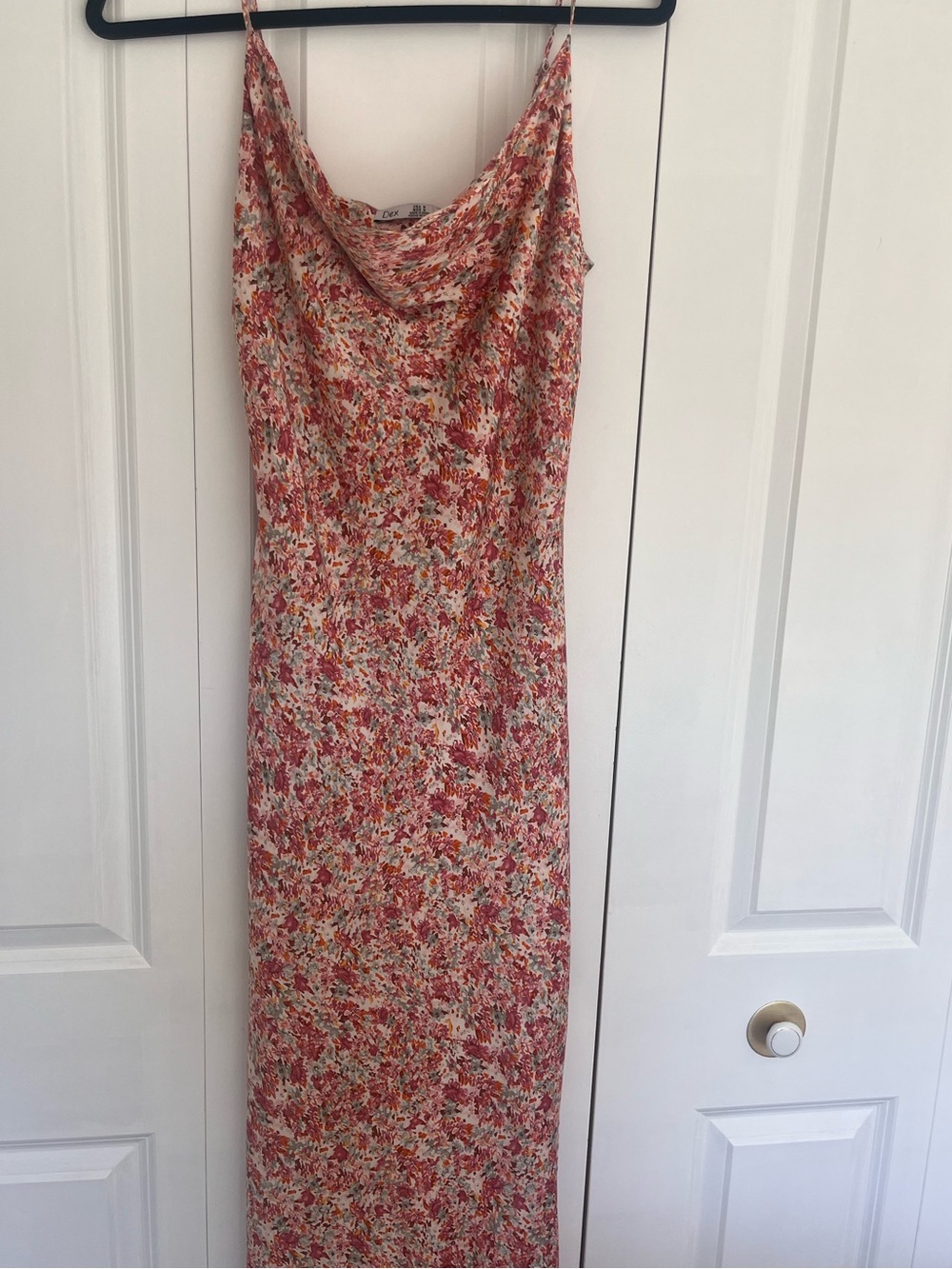 Dex Floral Midi Dress - Never worn, size medium.